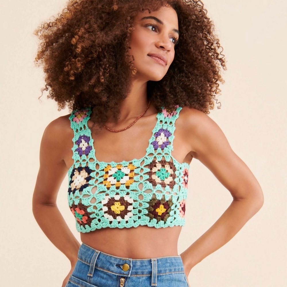 Free People Love and Harmony crochet crop cropped tank top, size small NWT